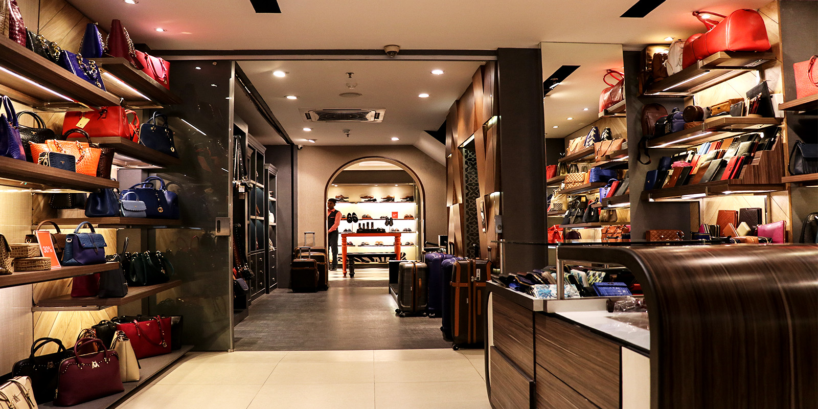 Louis Vuitton Showroom In Delhi Connaught Placement