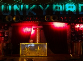 Junkyard Cafe Banner